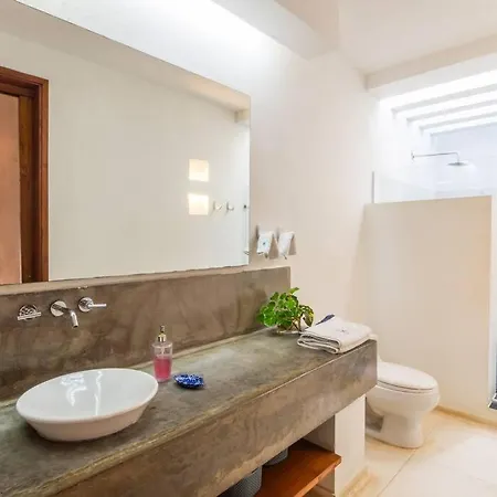 Stylish With Pool And Beach Villa *