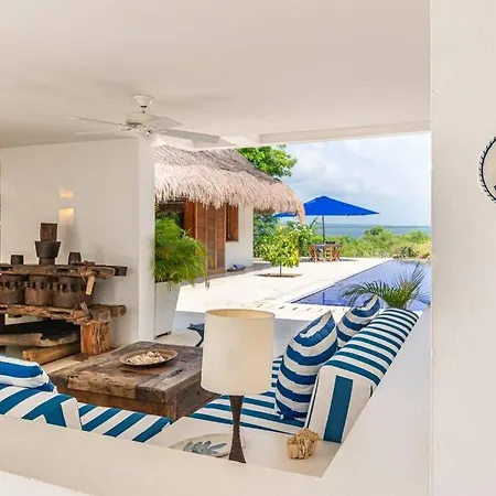 Villa Stylish With Pool And Beach *